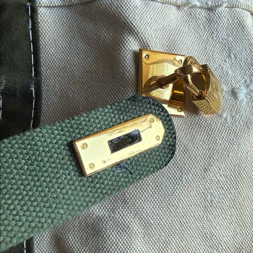 THE BOAT-YARD | a VERY SPECIAL boat & tote story in ANTIQUE OLIVE - Picture 7 of 14